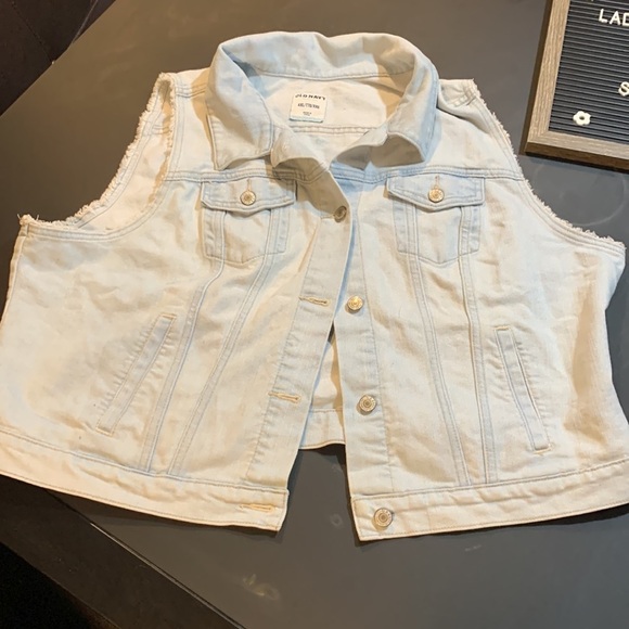 Ladies Old Navy Jean Vest - Picture 2 of 8